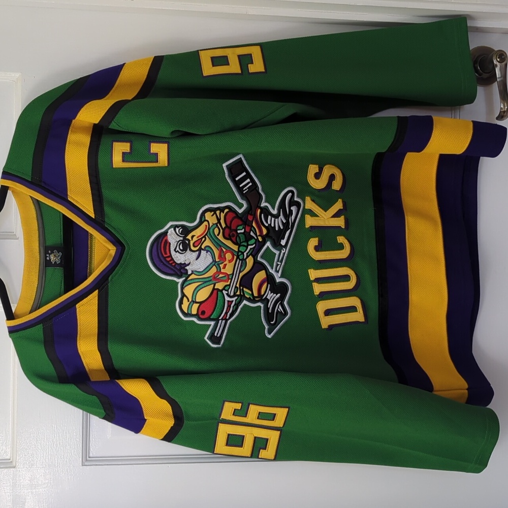 Mighty Ducks D-5 Charlie Conway Jersey
